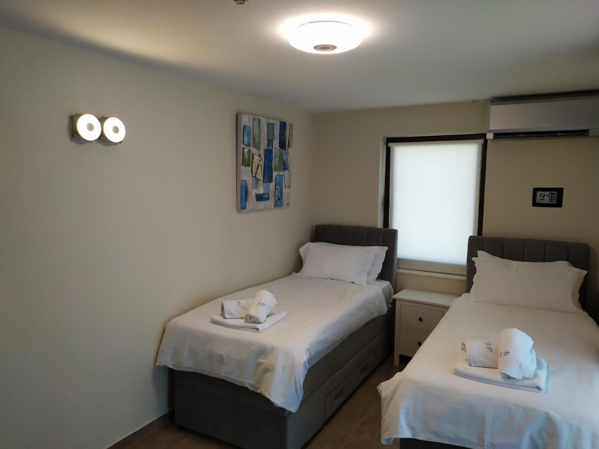 Hotel ペトルチャネ エクステリア 写真